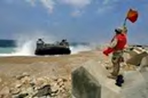 LCAC evacuates Americans from Beirut